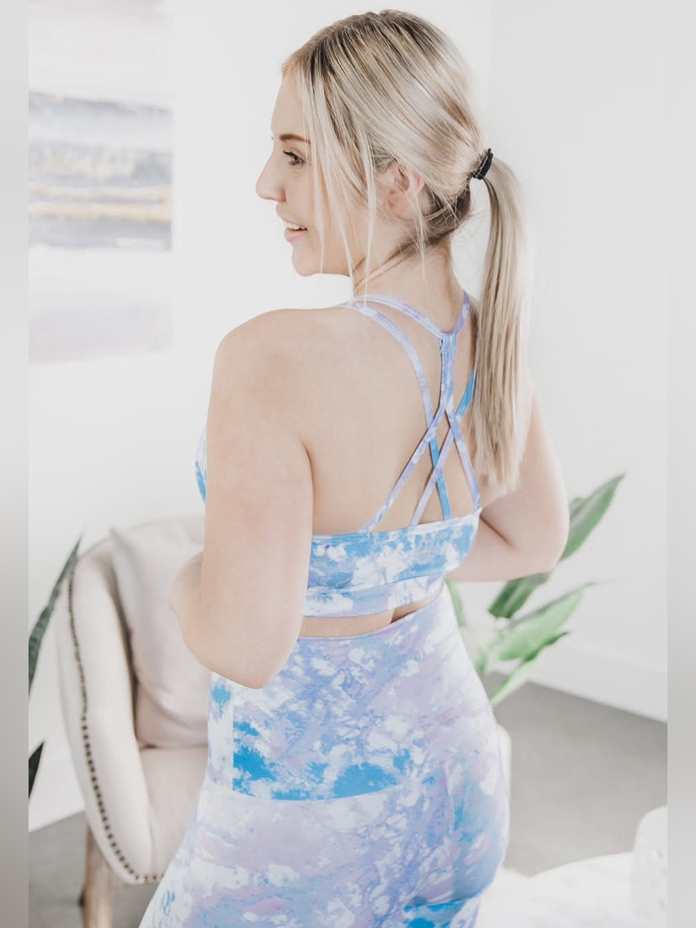 Harmony Exclusives Bra 🦄 Blue, White & Pink Tie Dye, Size Medium *EUC*